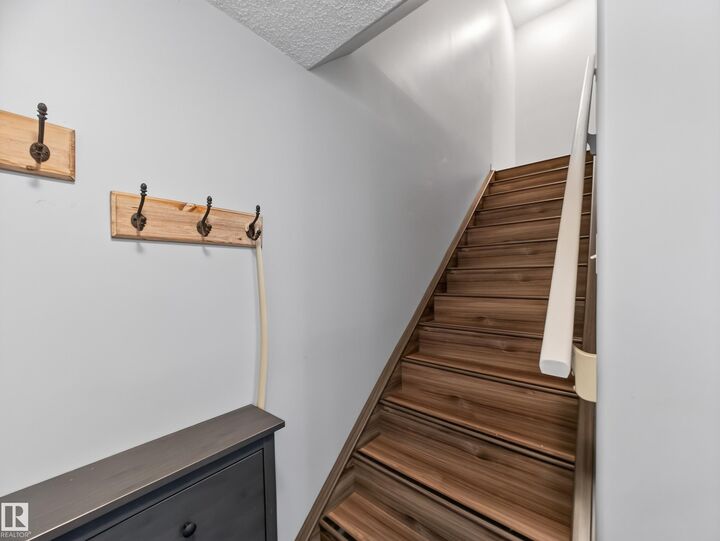 Property Photo:  4221 Terwillegar Vista Vista NW  AB T6R 3J3 