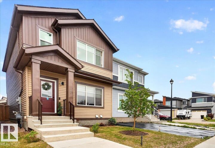 424 Black Stone Link — photo 1
