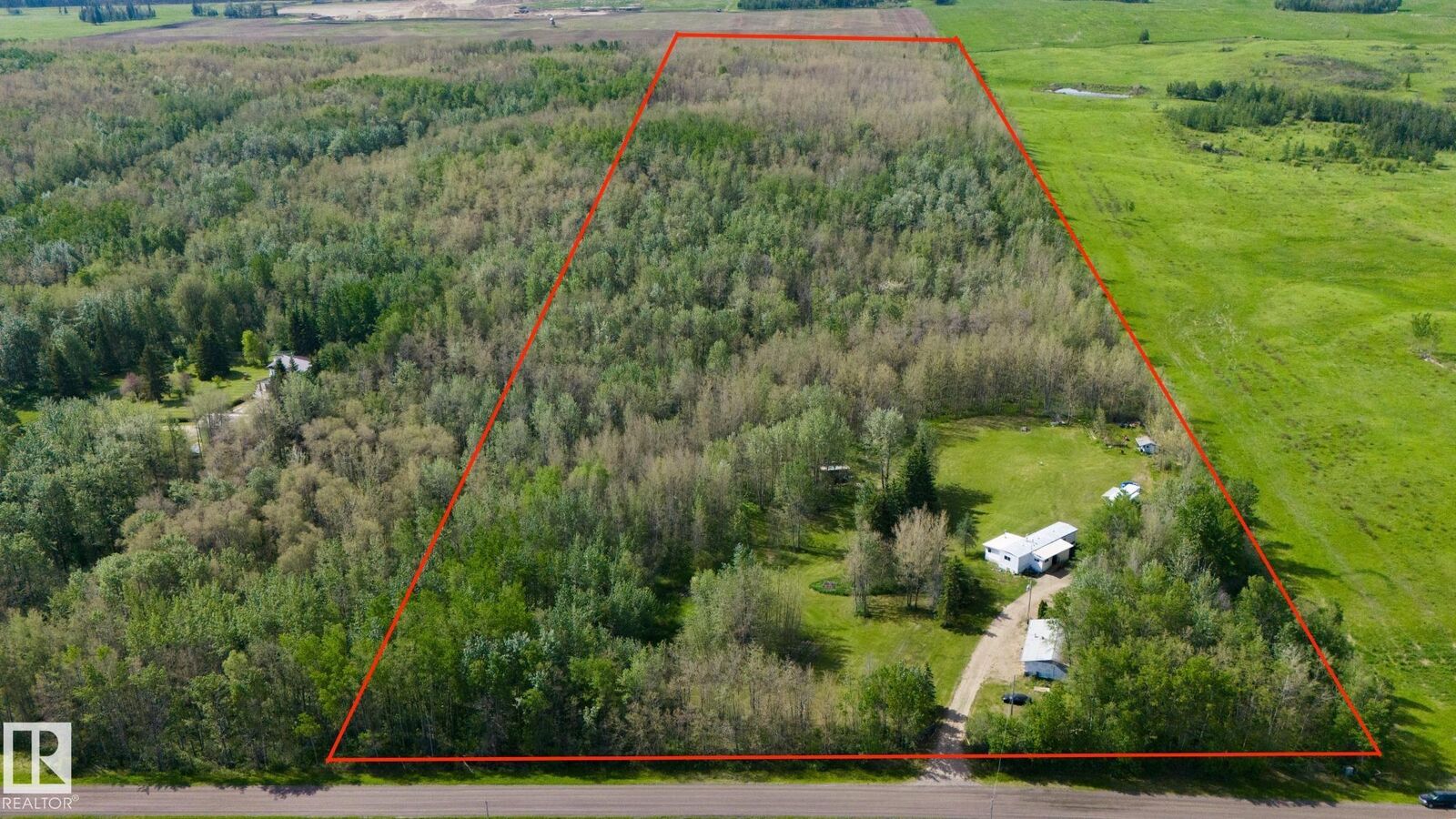 Property Photo: 5115 Twp Road 540 AB T0E 0V0