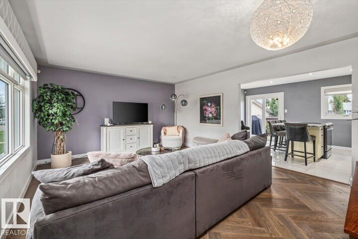 Property Photo:  16165 110B Avenue NW  AB T5P 1J6 