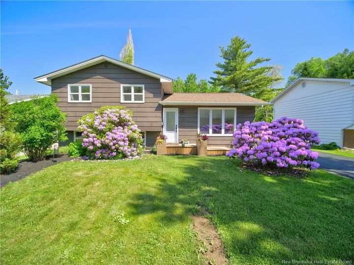 Property Photo:  163 Glenwood Drive  NB E1A 2N2 