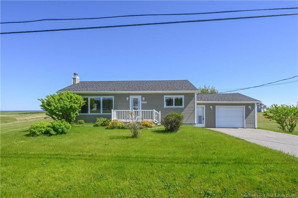 Photo de la propriété:  1222 Chiasson Road  NB E8S 3E5 