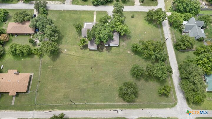 Property Photo:  102 Elmo Street  TX 76527 