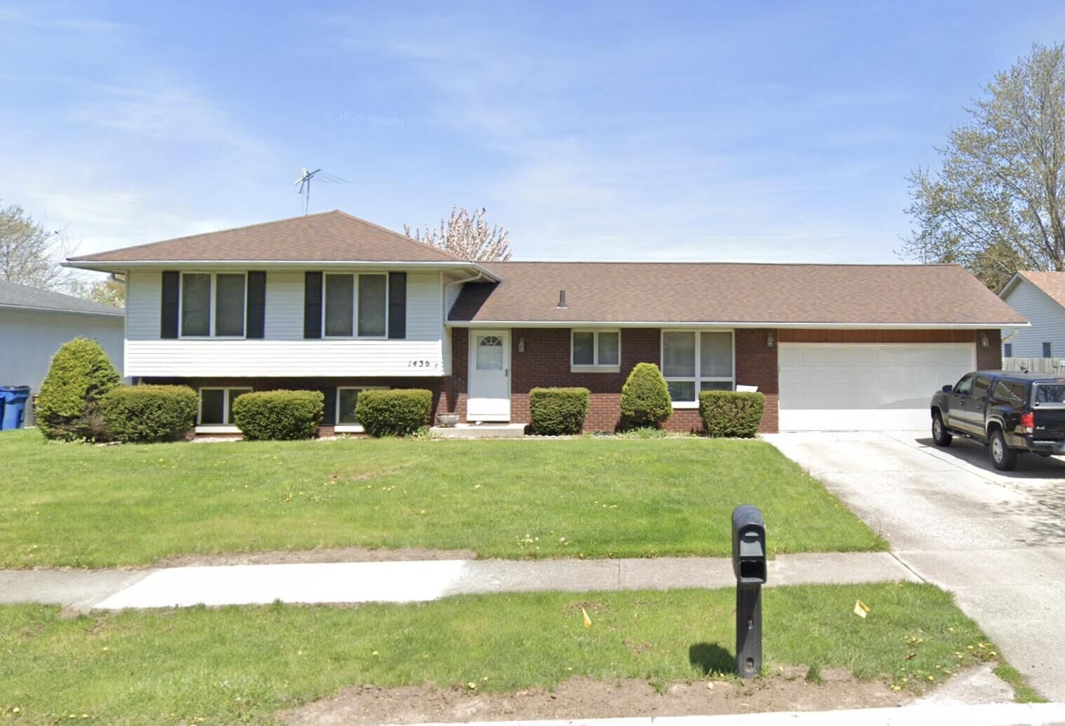 Property Photo:  1436 W 94th Avenue  IN 46307 