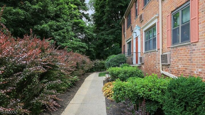 Property Photo: 37 Sandra Circle 4 NJ 07090