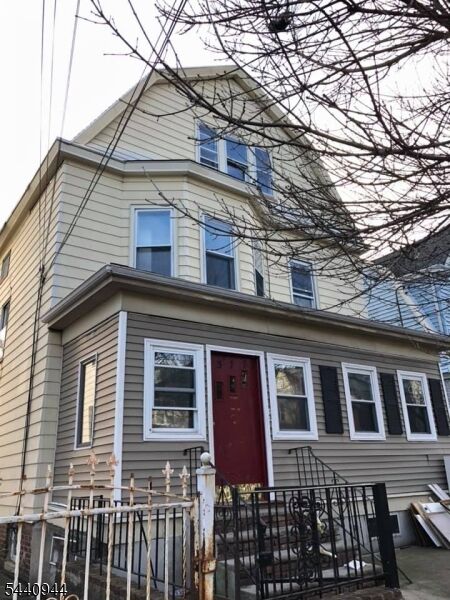 Property Photo: 377 N 7th St 2 NJ 07107