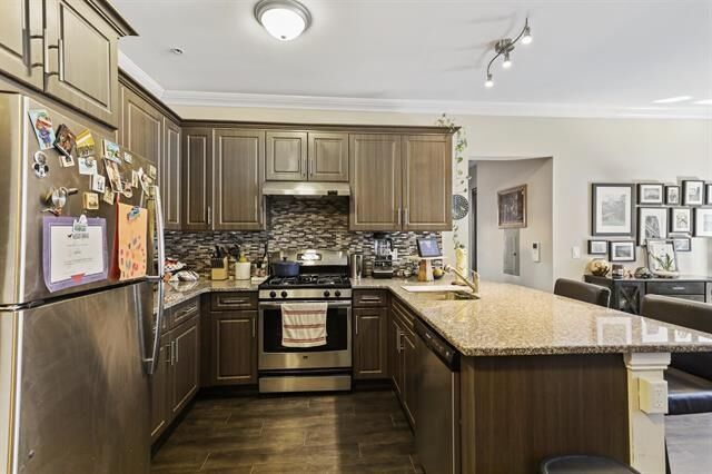 Property Photo:  3611 Park Ave 303  NJ 07087 