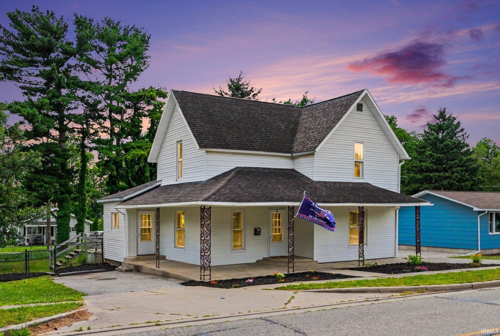Property Photo:  1031 N Huntington Street  IN 46567 