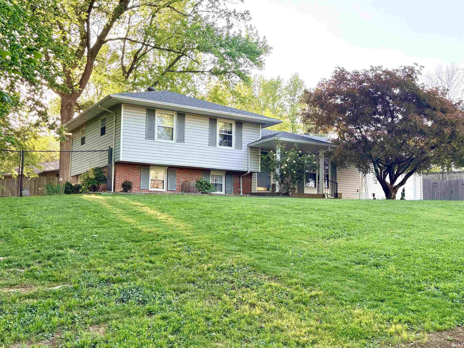 Property Photo: 7055 Sharon Road IN 47630