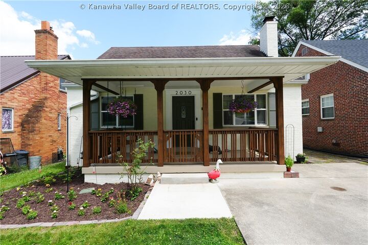 Property Photo:  2030 Enslow Boulevard  WV 25701 