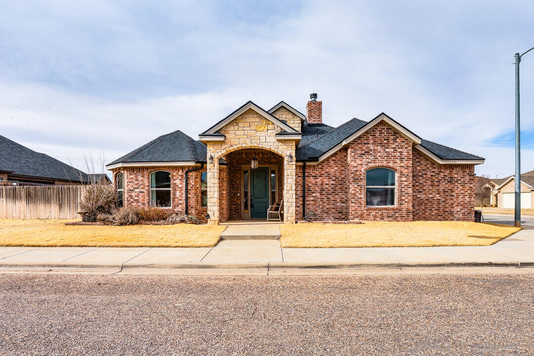 Property Photo:  1406 N 14th Street  TX 79382 