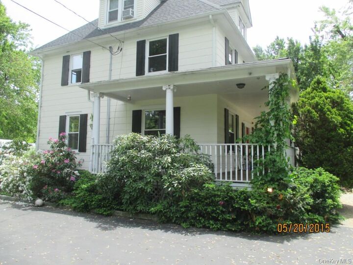 Property Photo:  234 Manor Boulevard  NY 10965 