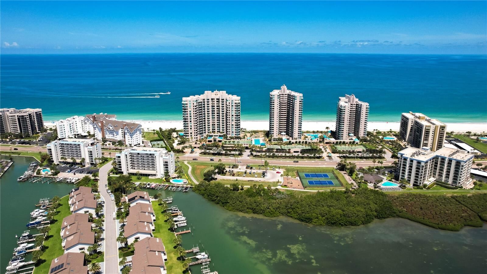 Property Photo:  1560 Gulf Boulevard 1607  FL 33767 
