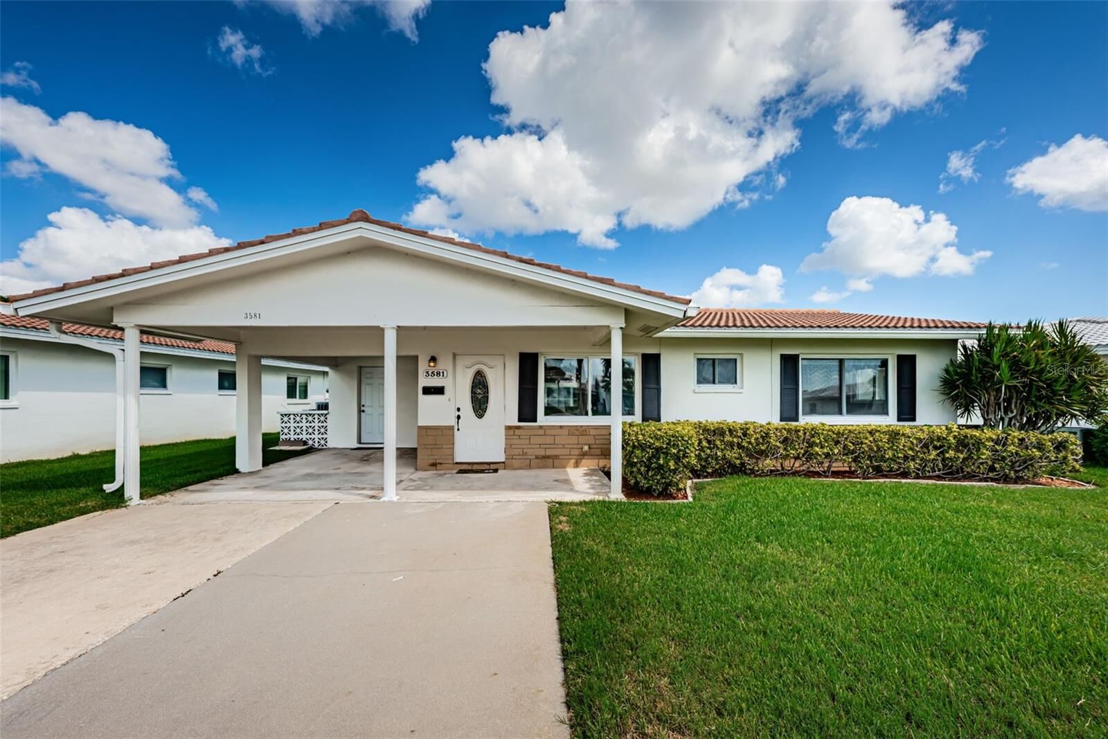 Property Photo: 3581 100th Terrace N FL 33782