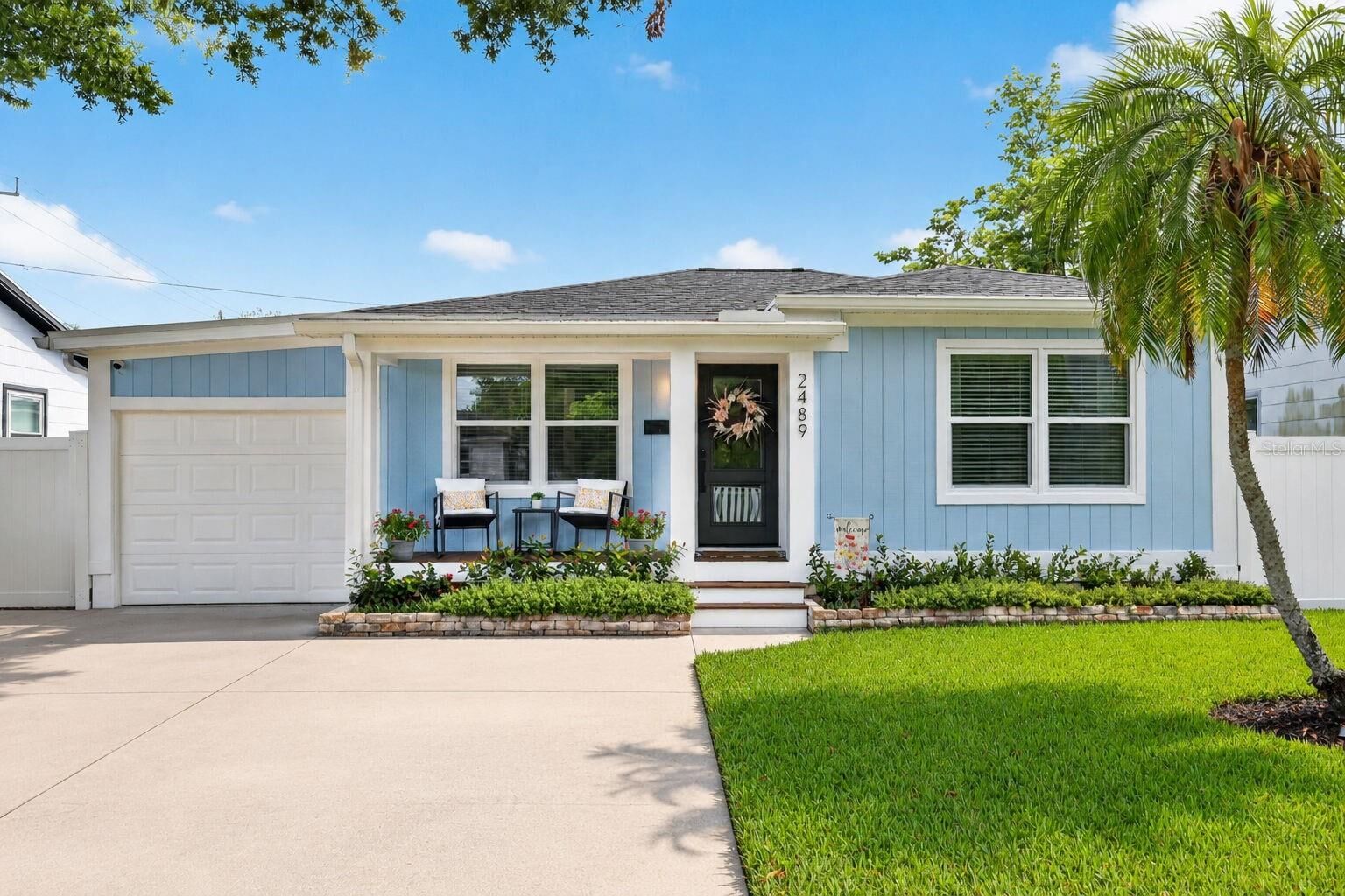 Property Photo: 2489 15th Avenue N FL 33713
