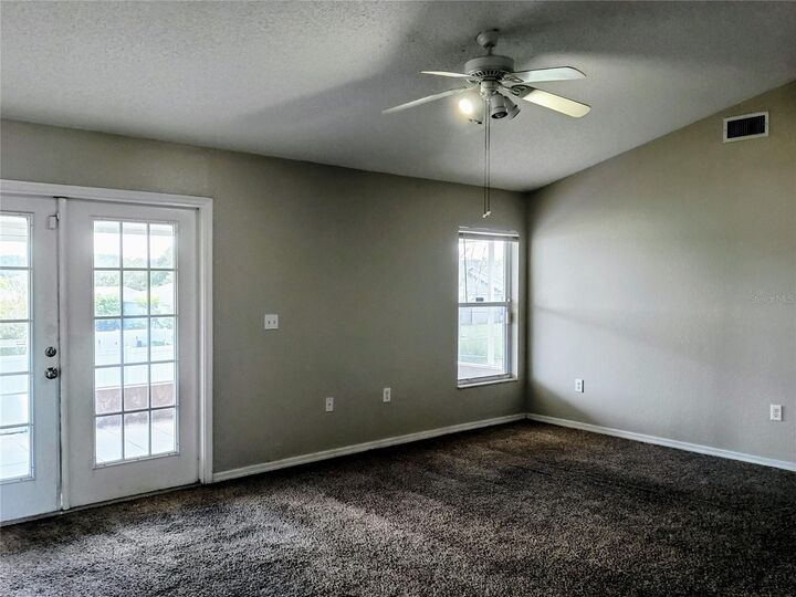 Property Photo: 2697 Hickory Ridge Drive FL 33813