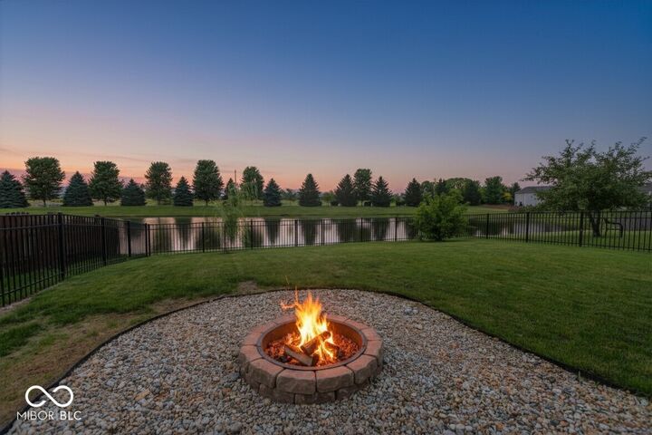 Property Photo:  9698 W Lantern Lane  IN 46064 