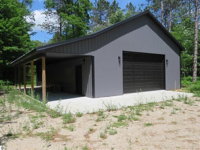 Property Photo: 10420 W Rosted Road MI 49651