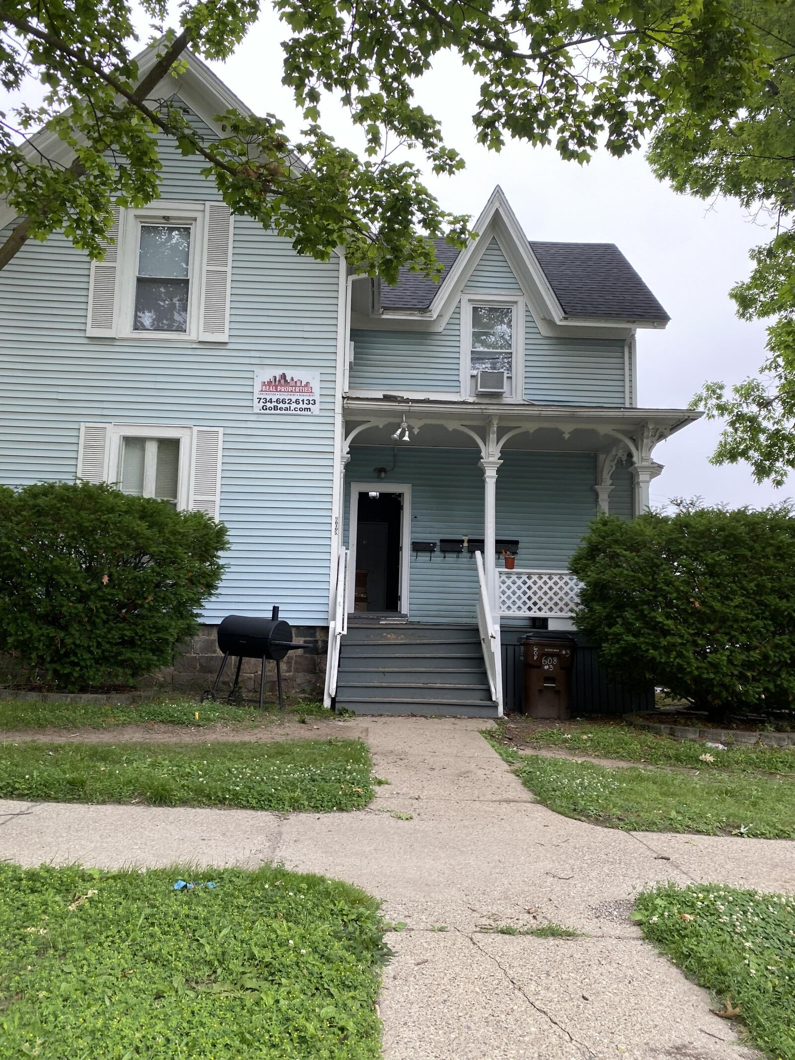 Property Photo:  608 Pearl Street  MI 48197 