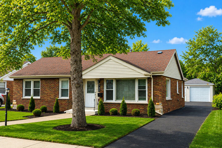 Property Photo:  730 E 156th Street  IL 60473 
