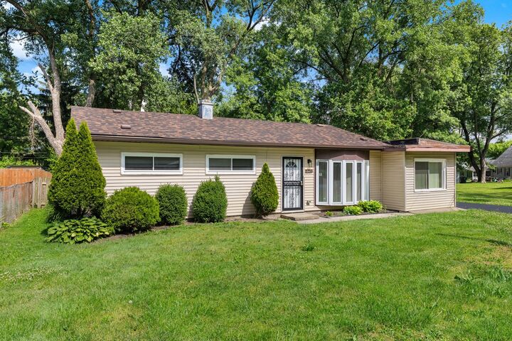 Property Photo:  16421 Saint Louis Avenue  IL 60428 