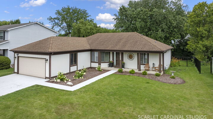 Property Photo:  1444 Westglen Drive  IL 60565 