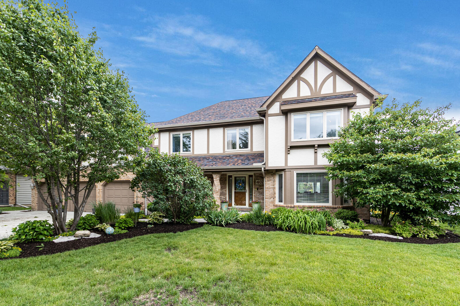 Property Photo: 4072 Broadmoor Circle IL 60564