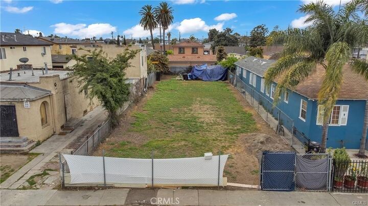 Property Photo: 214 W 92nd CA 90003