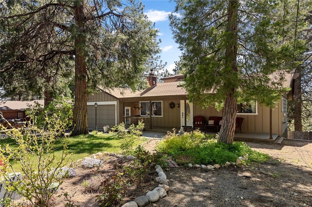 Property Photo: 31071 Mountain Oak CA 92382