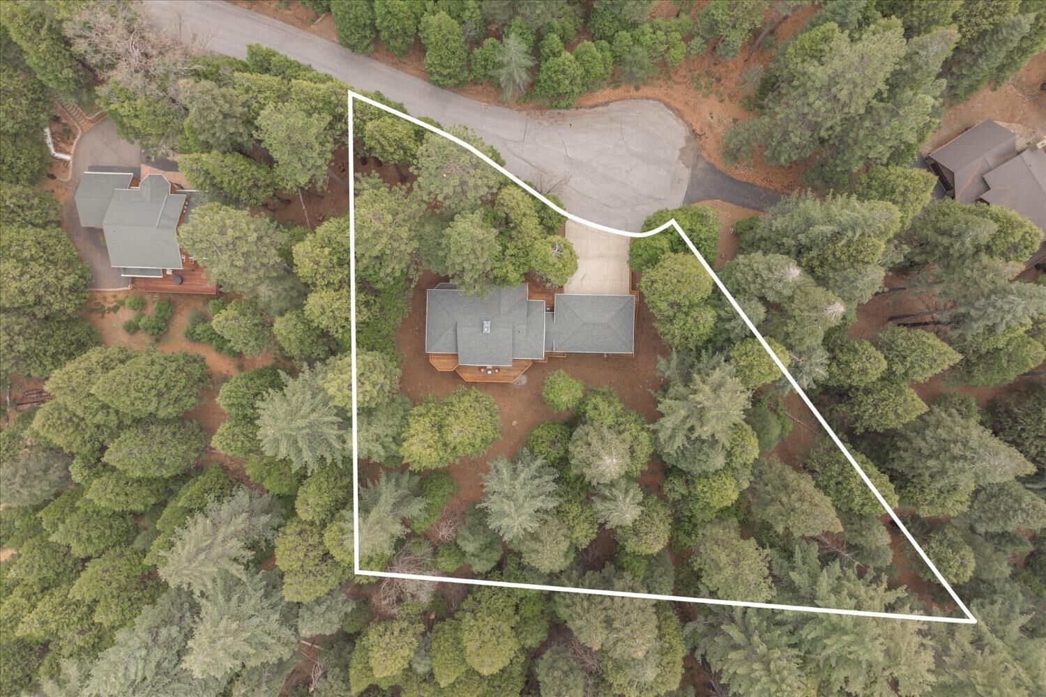 Property Photo:  845 Honey Court  CA 95223 
