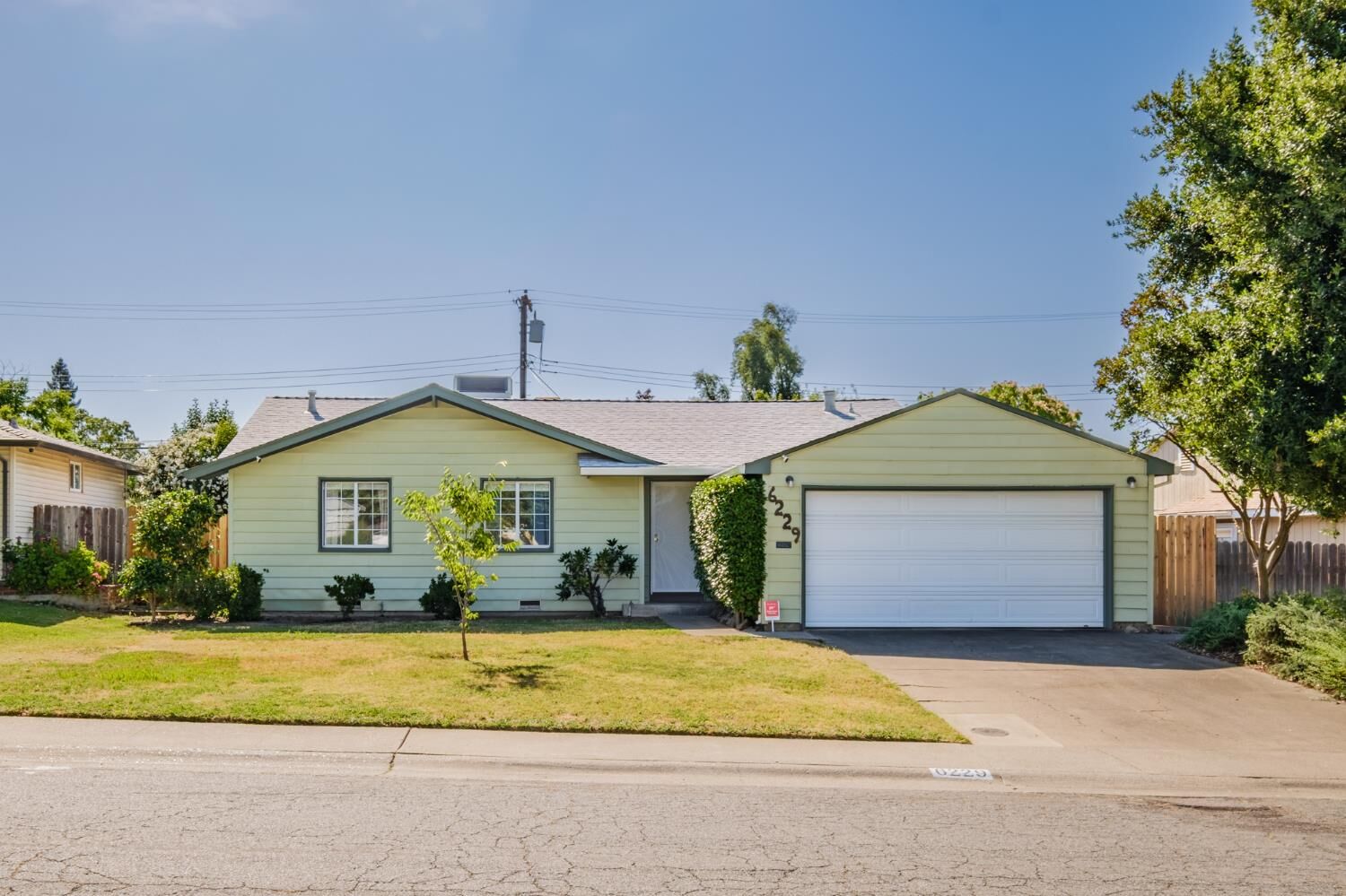 Property Photo: 6229 Wildomar Way CA 95608