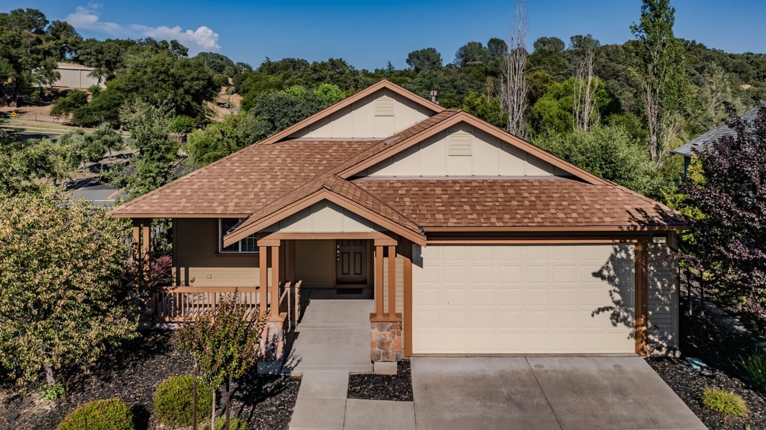 Property Photo: 648 Edgewood Loop CA 95222