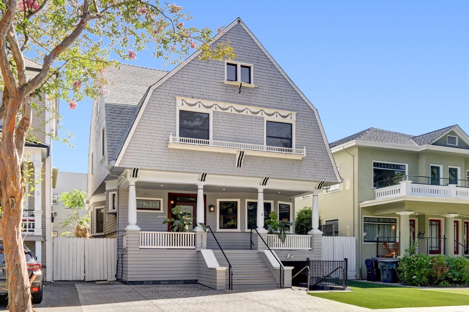 Property Photo: 2526 Capitol Avenue CA 95816