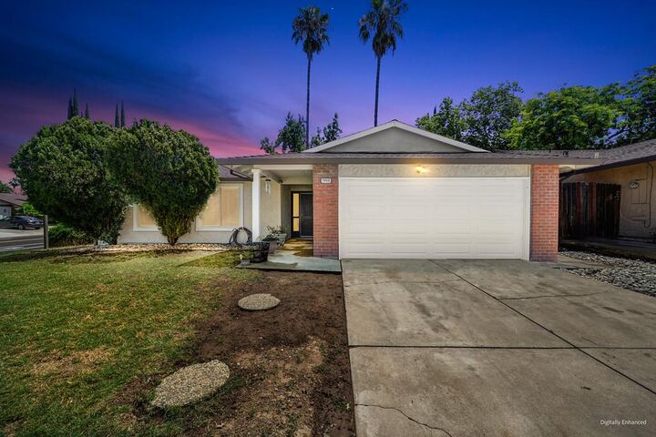 Property Photo: 7252 Parkvale Way CA 95621