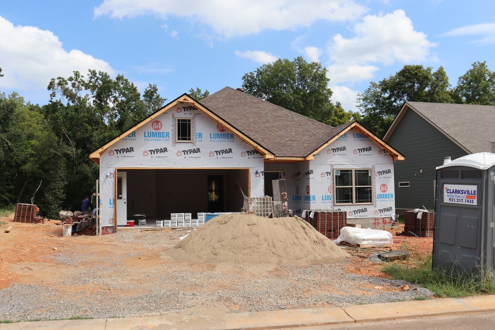 Property Photo: 597 Willow Park Dr TN 37043
