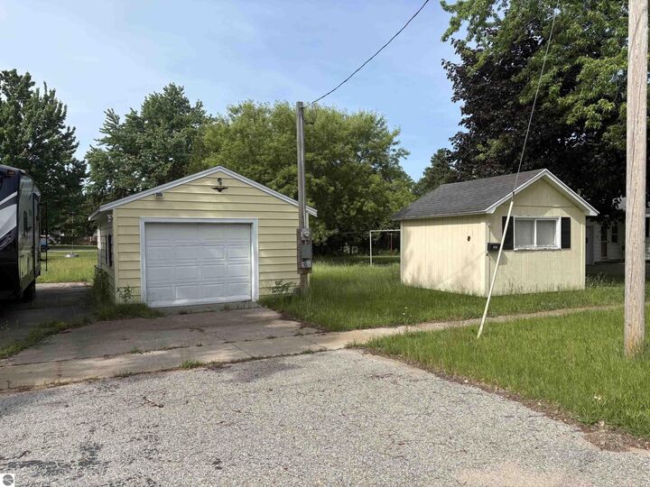 Property Photo: 2507 Nelson Street MI 49675