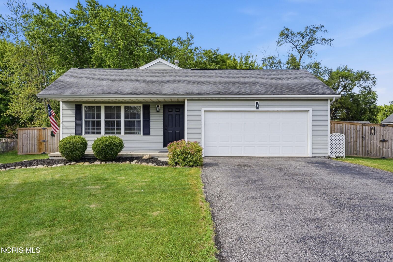 Property Photo: 1007 Crystal Lane OH 45840
