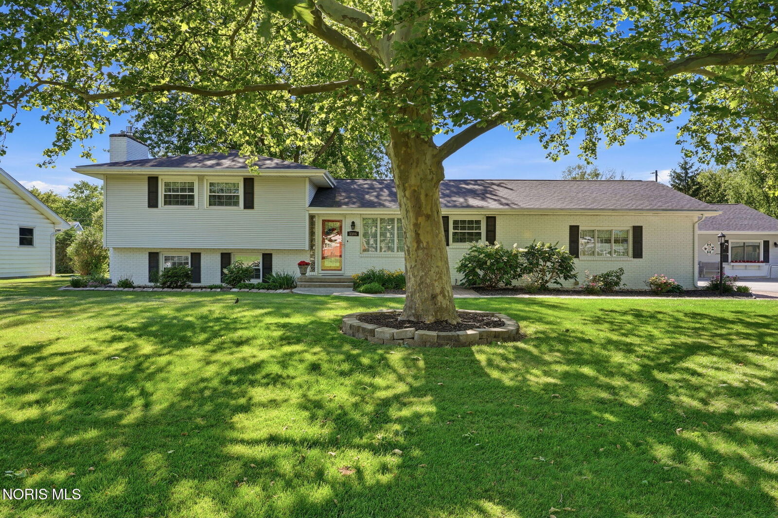 Property Photo:  1106 Cherry Lane  OH 45840 