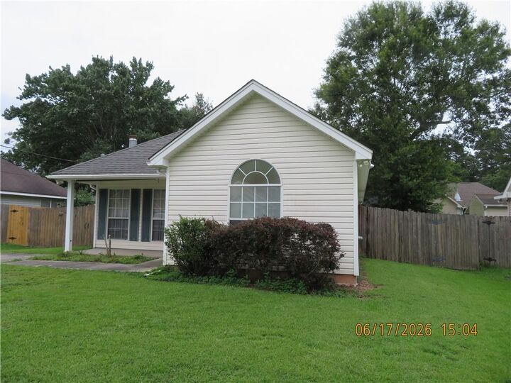 Property Photo:  70220 8th Street  LA 70433 
