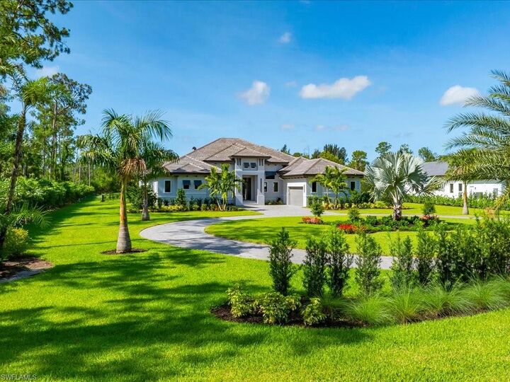 Property Photo: 6446 Daniels Rd FL 34109