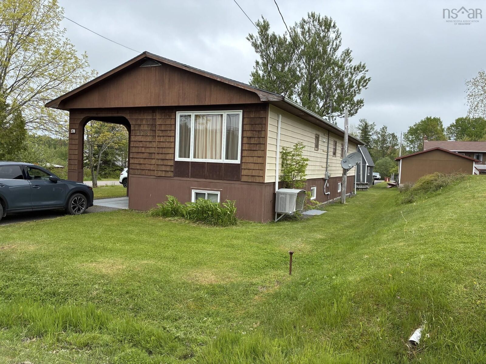 Property Photo: 178 Twining NS B0E 1B0
