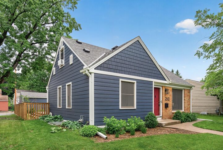 Property Photo:  2845 Rhode Island Avenue S  MN 55426 
