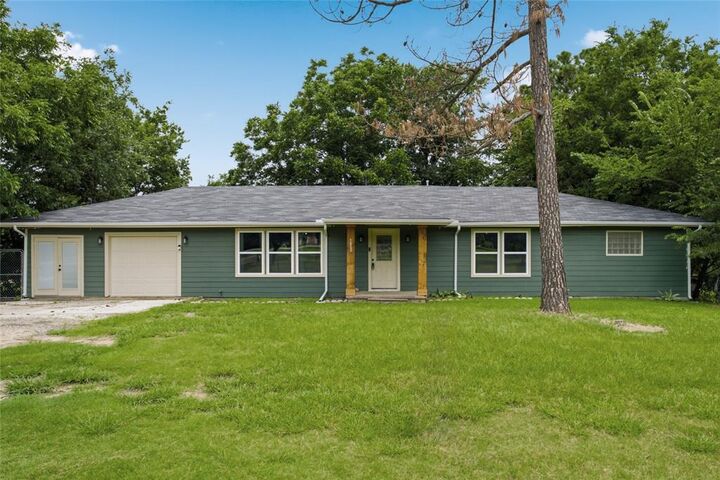 Property Photo:  1603 Texas Highway 154  TX 75432 