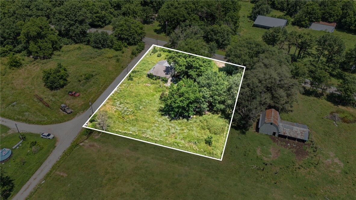 Property Photo: 25579 W 72 Highway AR 72736