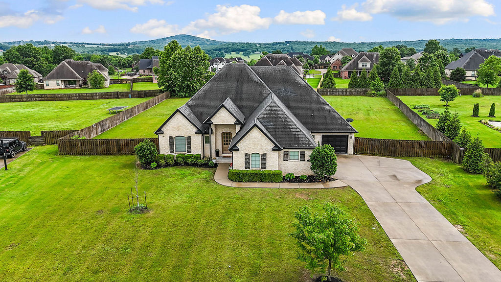 Property Photo: 2499 Brookwater Lane AR 72703