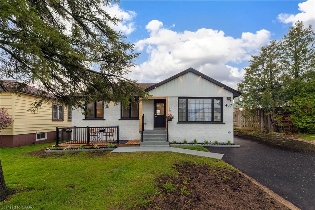 Property Photo:  487 East 37th Street  ON L8V 4C1 