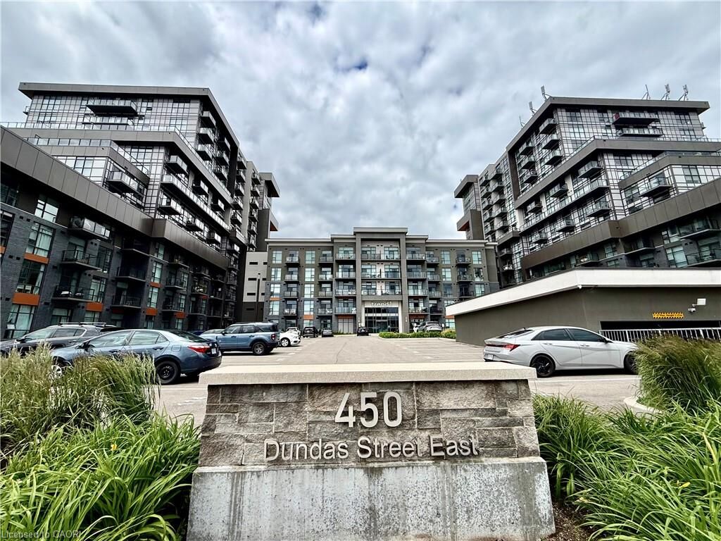 Property Photo:  450 Dundas Street E 404  ON L8B 0L7 