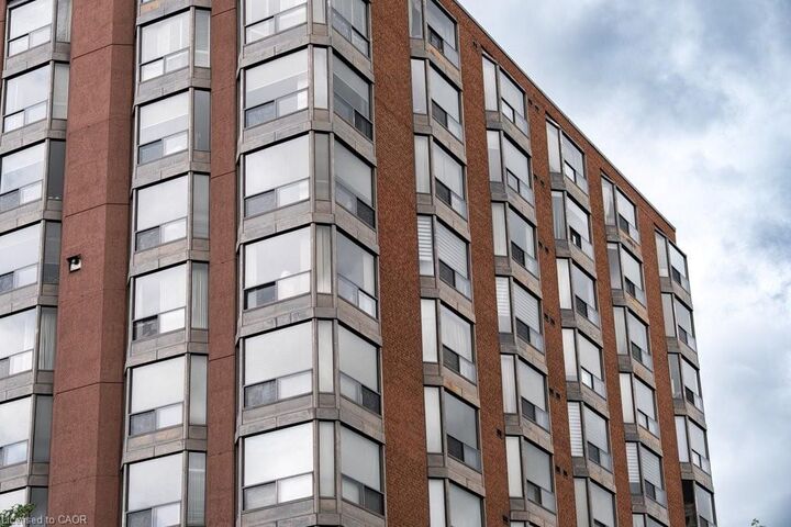 Property Photo: 49 Robinson Street 200 ON L8P 1Y7