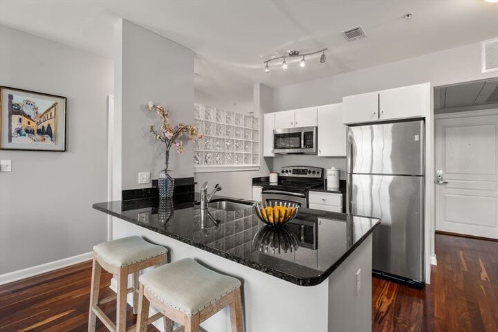 Property Photo: 4 Repton Cir 4205 MA 02472