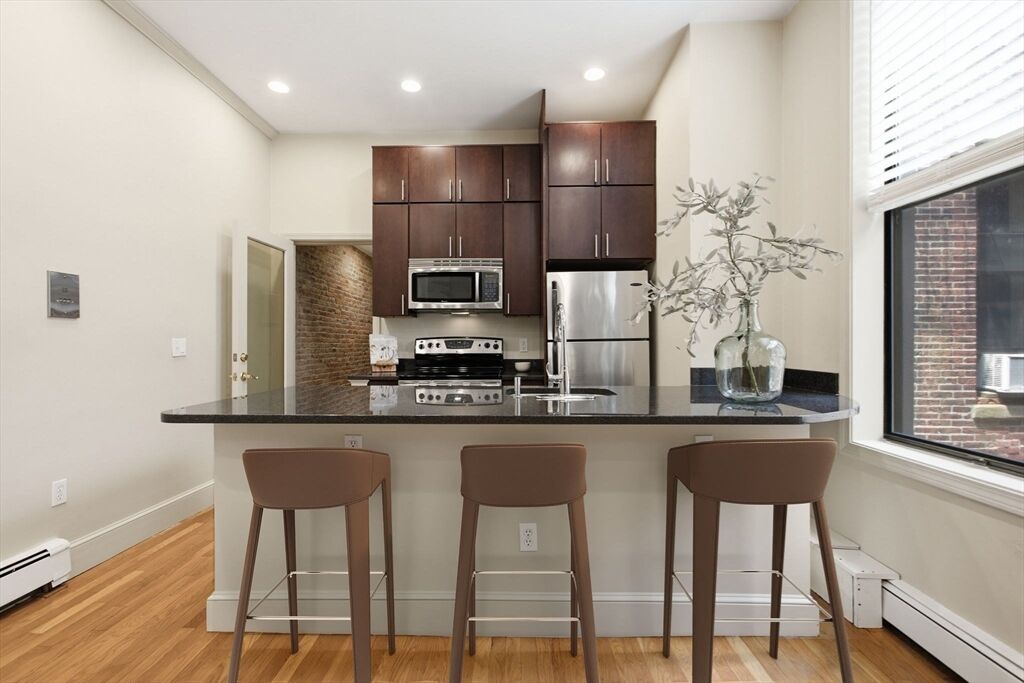Property Photo:  26 Hancock St 3  MA 02114 